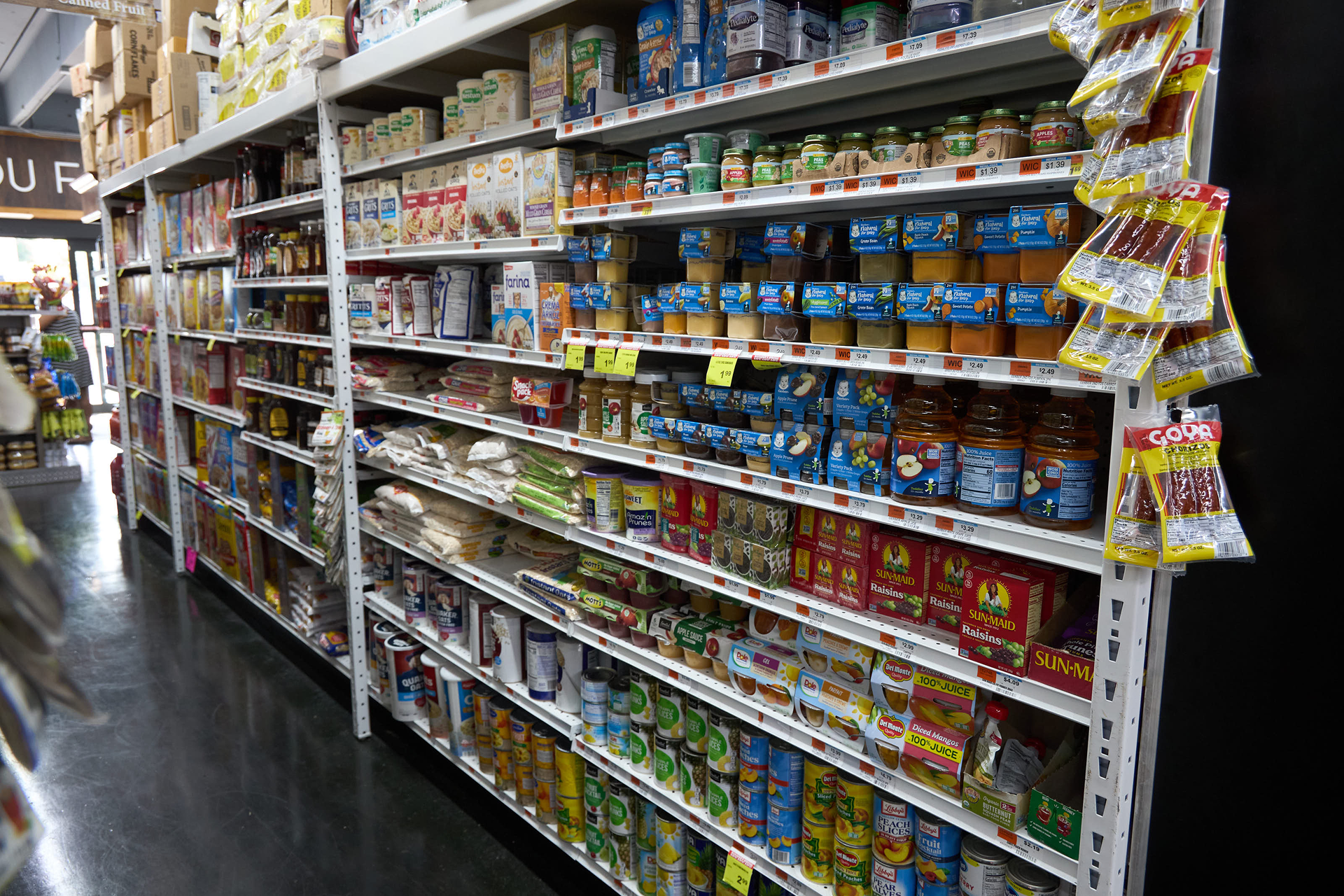 Food Giant Supermarket slide 1